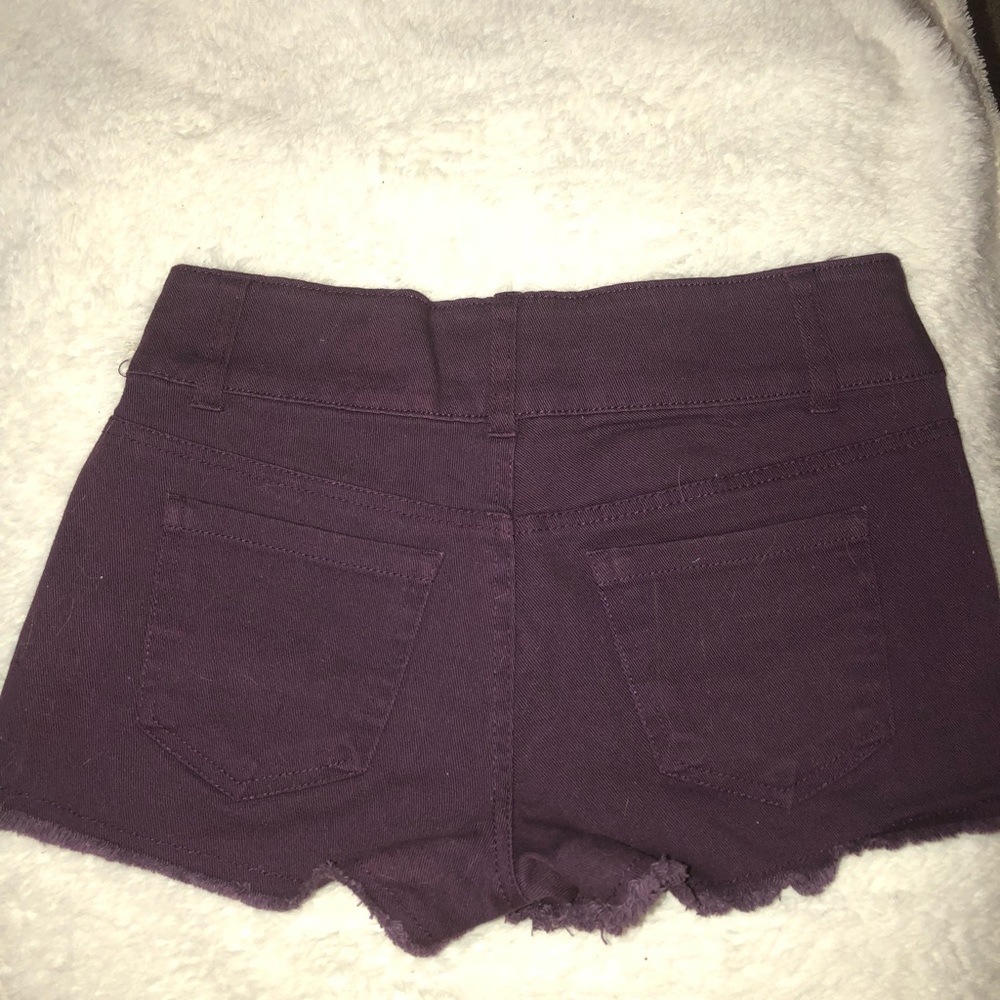Egg plant shorts